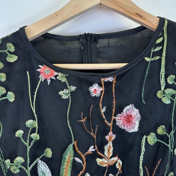 Black Midi Sheer Sleeve Embroidered Floral Knee Length Dress Womens Size Small - Picture 4 of 14